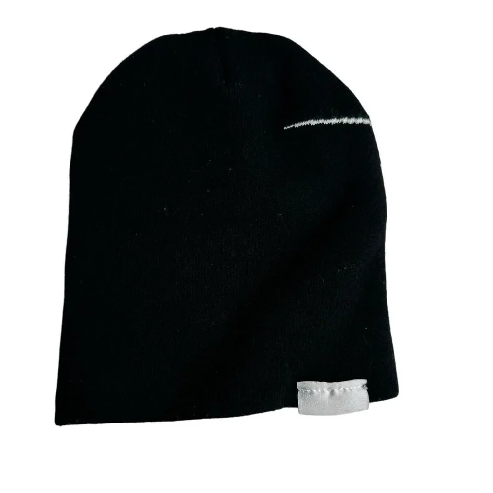 Super Mario Embroidered Black Knit‎ Beanie Hat One Size Nintendo 2017